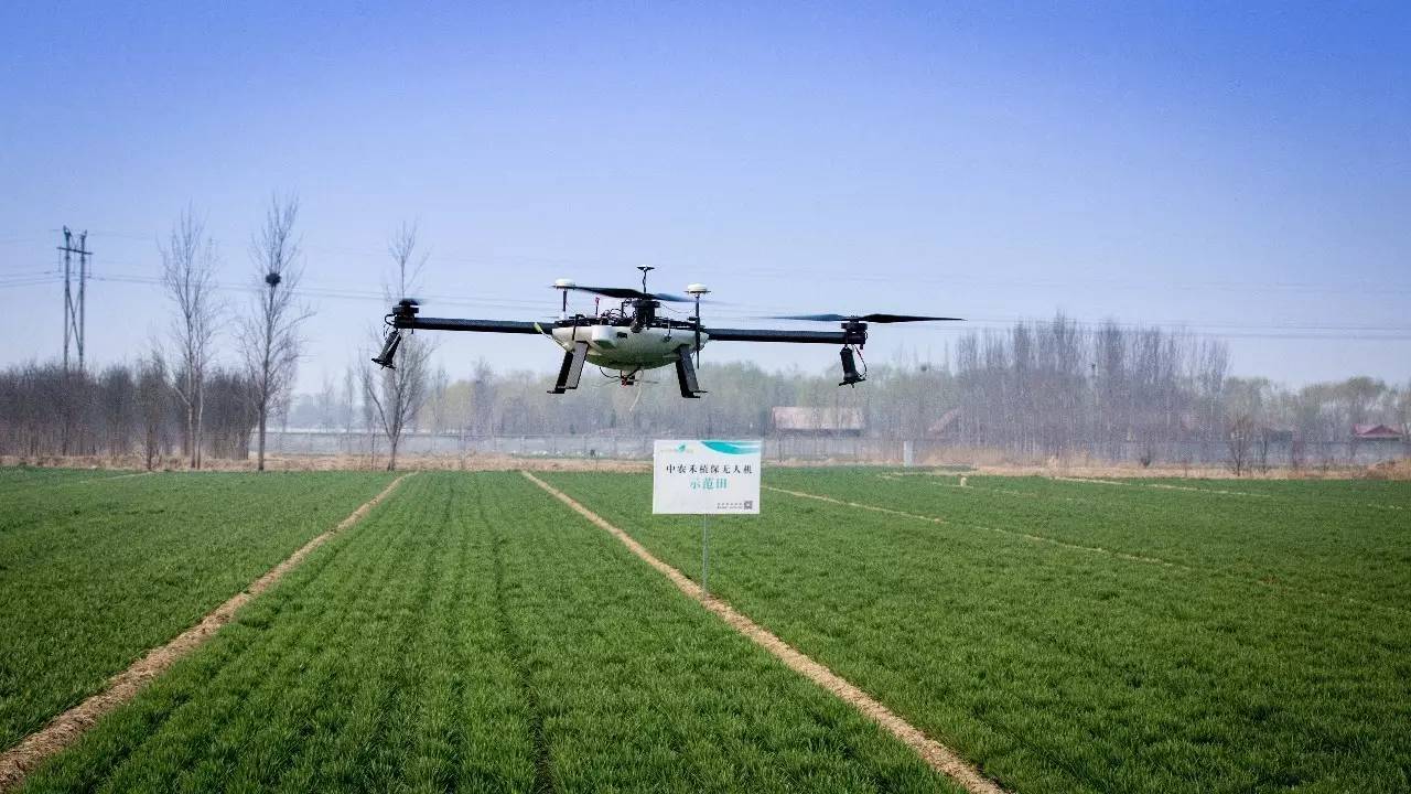 农业植保无人机喷洒作业效果好