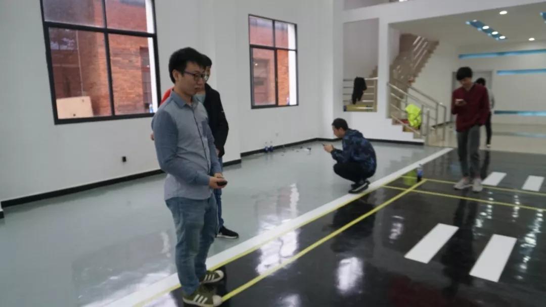 2020年南京化工高级技工学校无人机专业