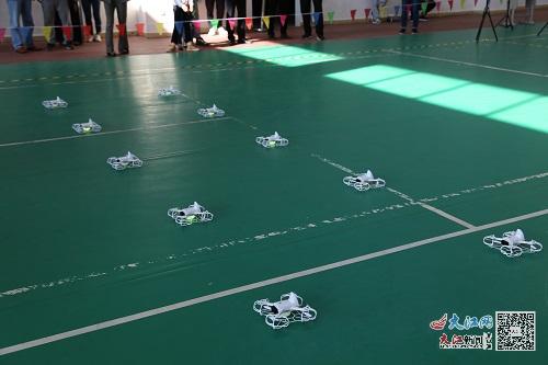 2020年南昌市青少年无人机教育竞赛在南昌三中高新校区举行1