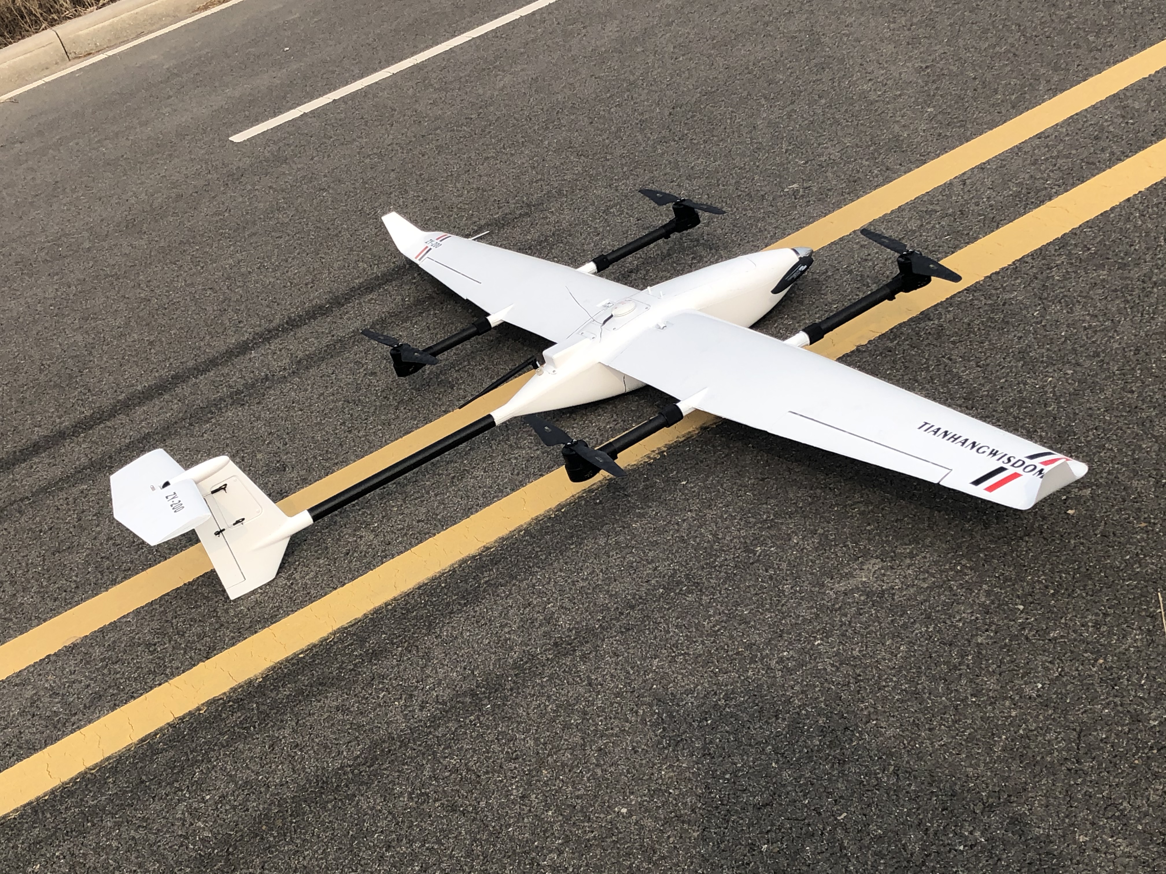 垂直起降，超长航时复合翼无人机助力行业应用