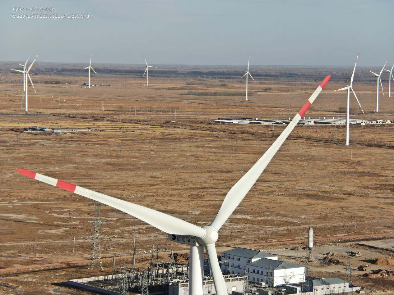 如何使用无人机进行风力发电巡检？
